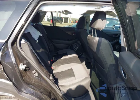 2023 Subaru Outback Premium z USA, uszkodzony, nr VIN 4S4BTAFCXP3157904